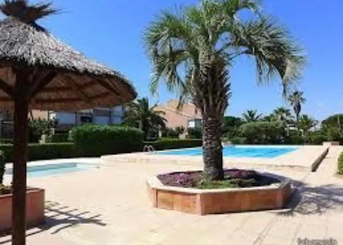 Apartmán 4 Personnes, Piscine, Parking A Les Flots *
