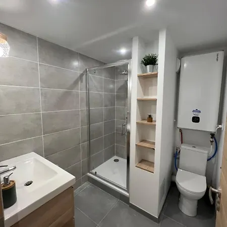 4 Personnes, Piscine, Parking A Les Flots Apartment *